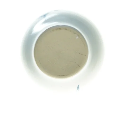 Allinge pottemageri Bornholm hånddrejet keramik vase med hvid glasur med håndmalet blå blomsterdekoration. Flot stand. (str. 15,5 x 11 cm)