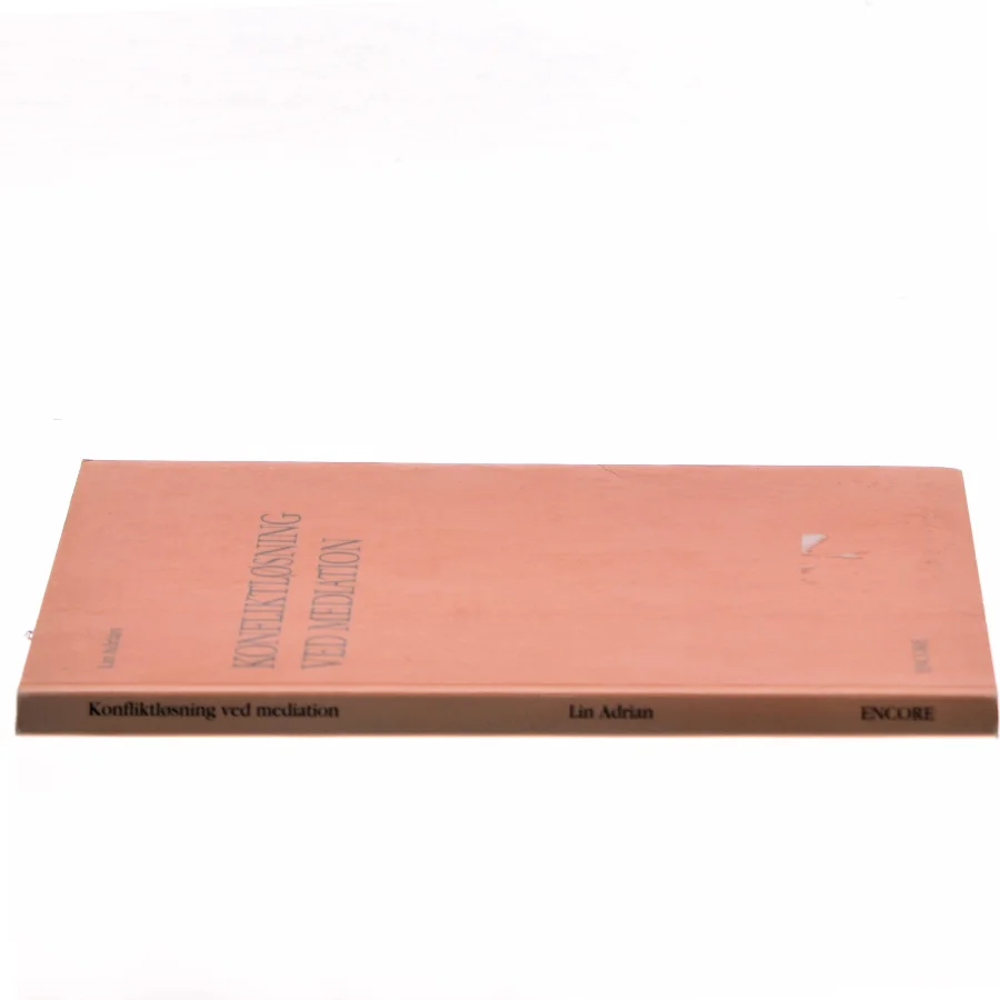 Konfliktløsning ved mediation af Lin Adrian (Bog)