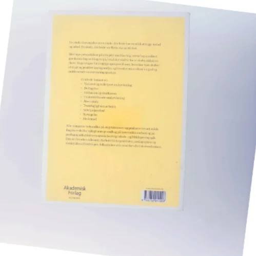 En skole i bevægelse : læring, trivsel og sundhed (Bog)