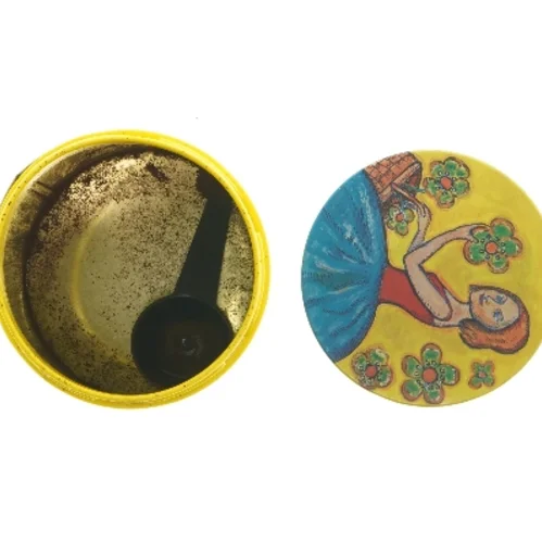 Dekorativ kunstdåse nr. 18 fra Irma (str. Ø 11 cm længde 15 cm)