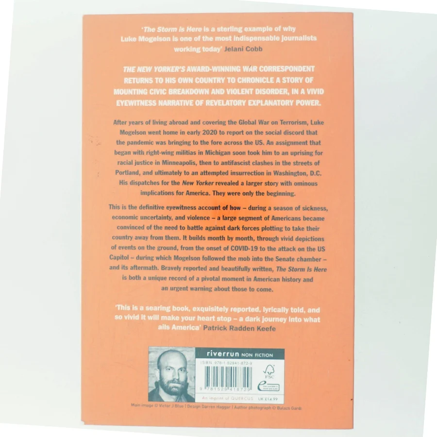 The storm is here : America on the brink af Luke Mogelson (Bog)