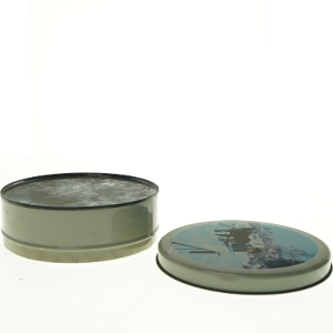 Metal kagedåse med heste, kane i vintermotiv (str. Diameter, 22 cm h 8 cm)