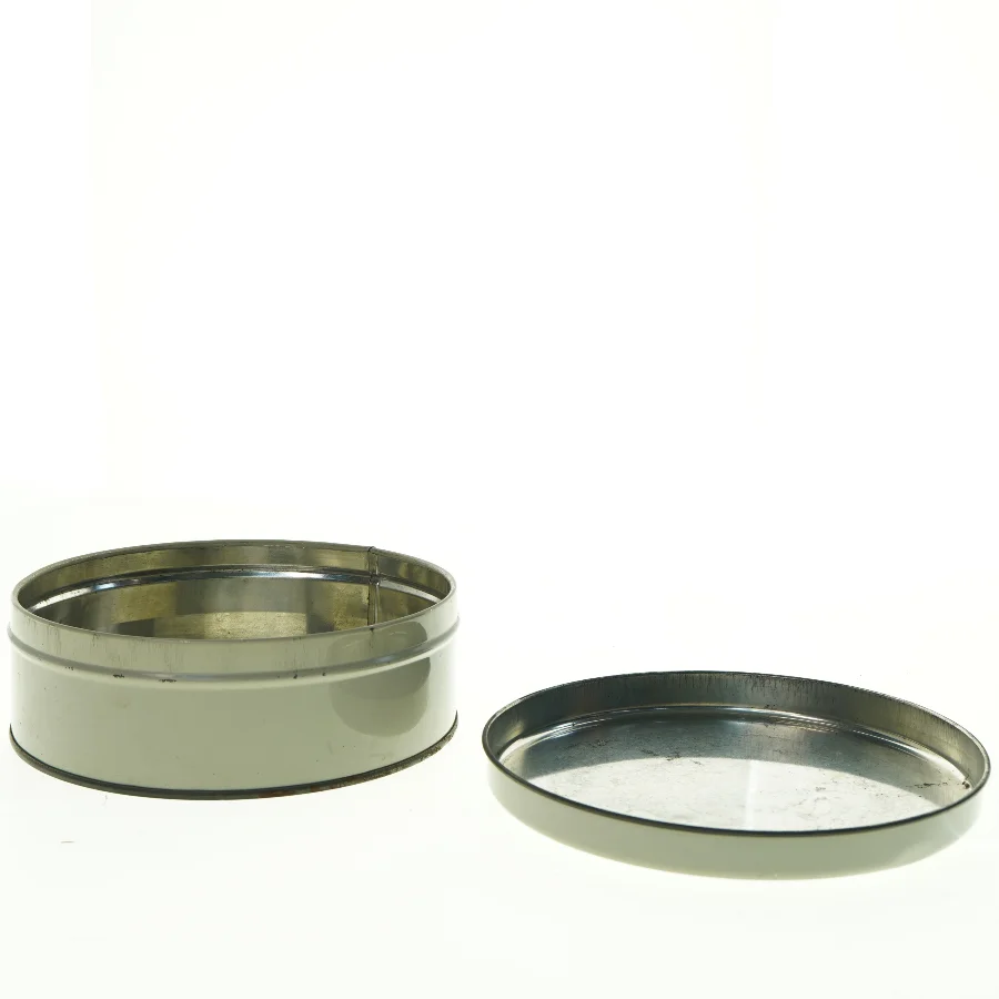 Metal kagedåse med heste, kane i vintermotiv (str. Diameter, 22 cm h 8 cm)