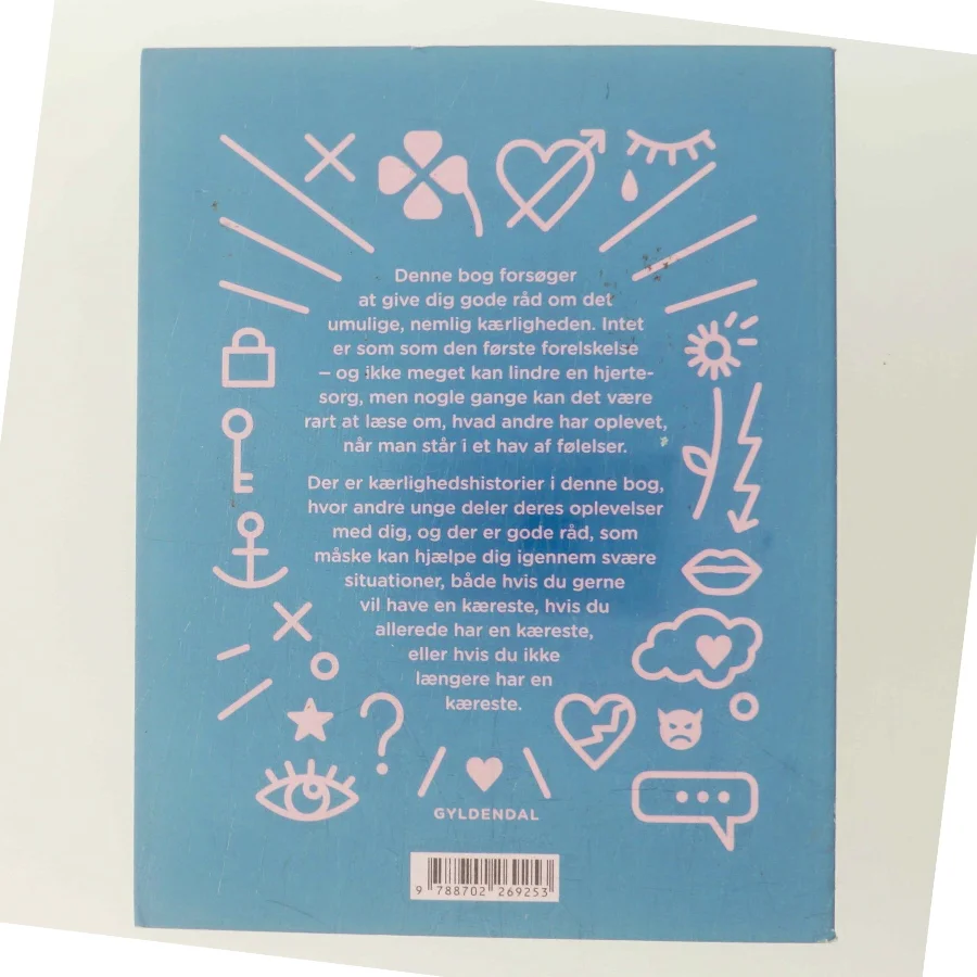 Klar til kærlighed : find rundt i følelser, flirt og forelskelse af Stine Bødker (Bog)