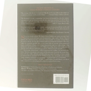 The Study of Social Problems Seven Perspectives af Earl Rubington (Bog)