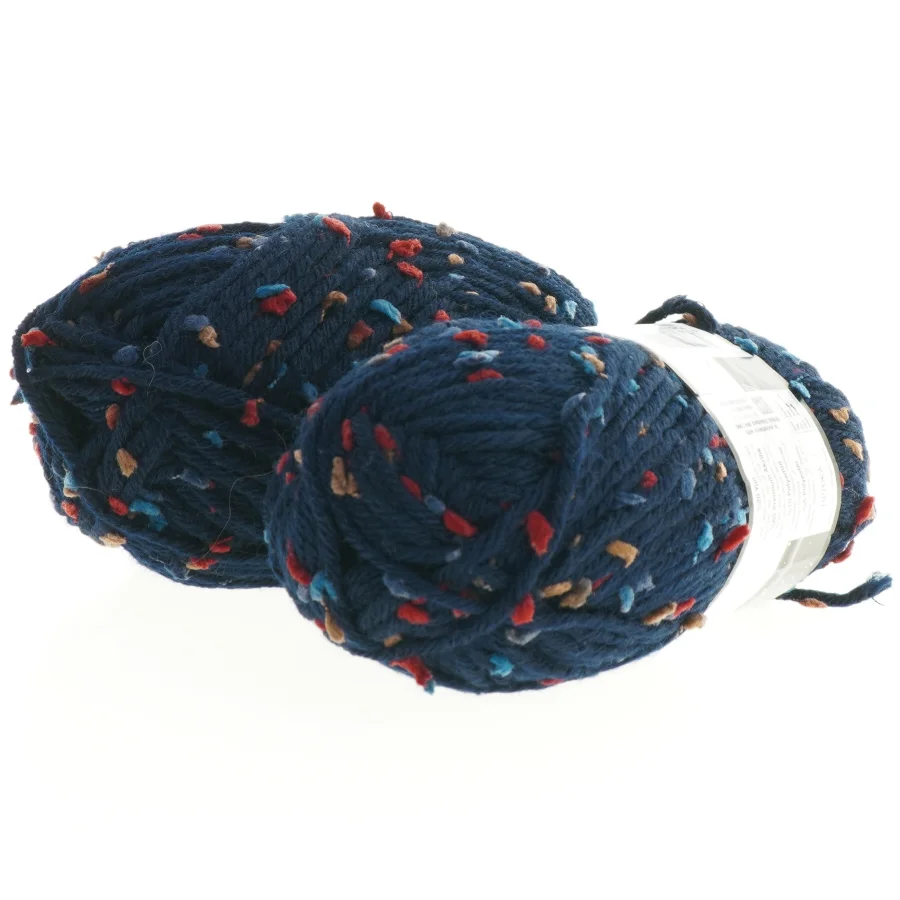 200 gram Garn med nister