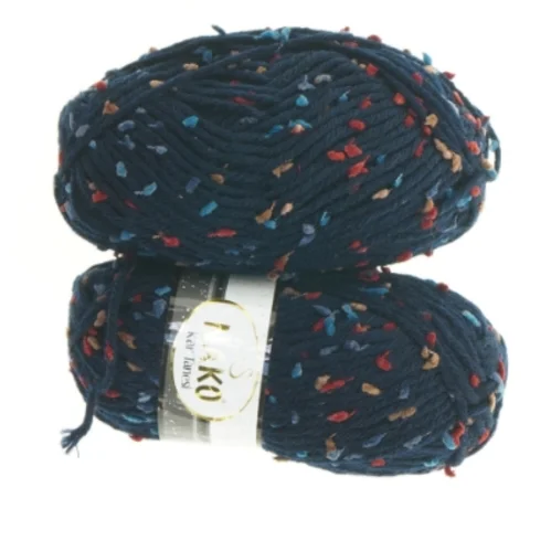 200 gram Garn med nister