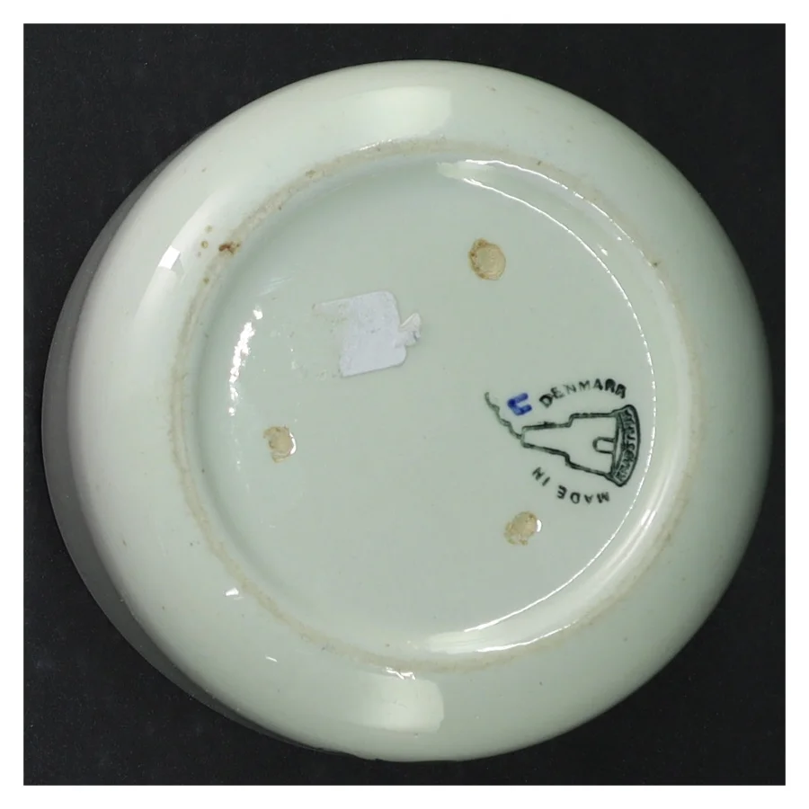 Keramik Margarine Beholder med Trælåg (str. H 9 cm. ø. 11,5 cm)