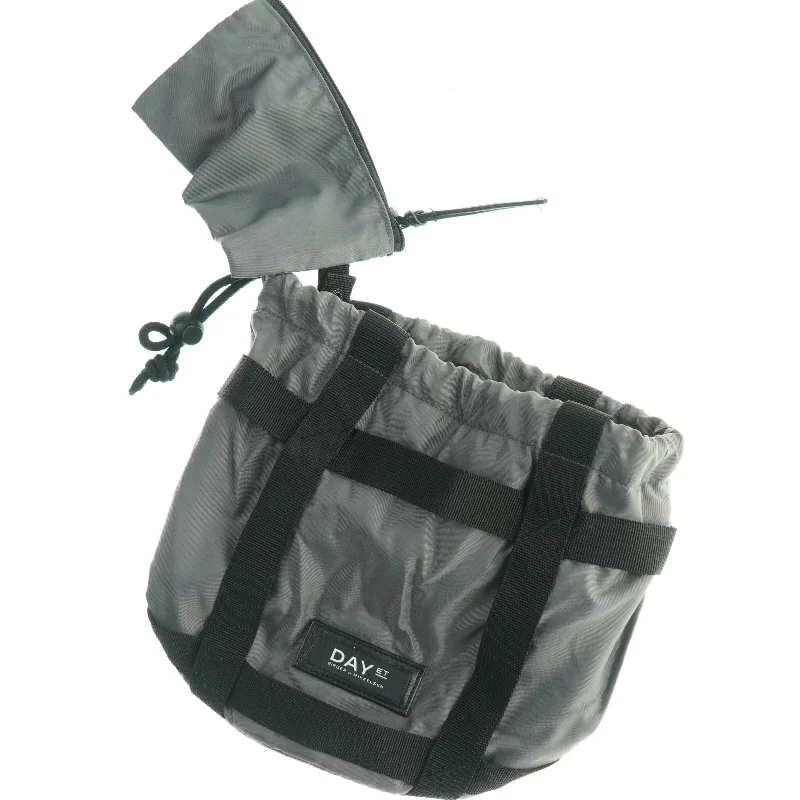 Grå Bucket Taske med pung fra Day et (str. 28 x 23 cm)