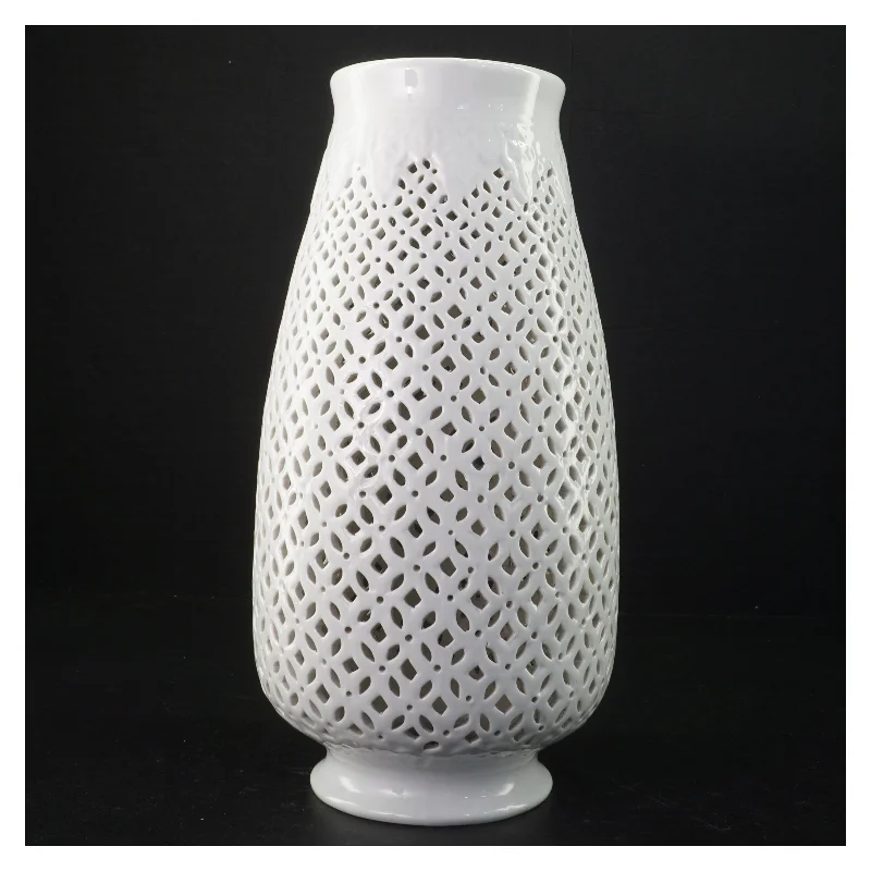 Hvid Hulmønstret gennembrudt Vase (str. 31 x 15 cm)