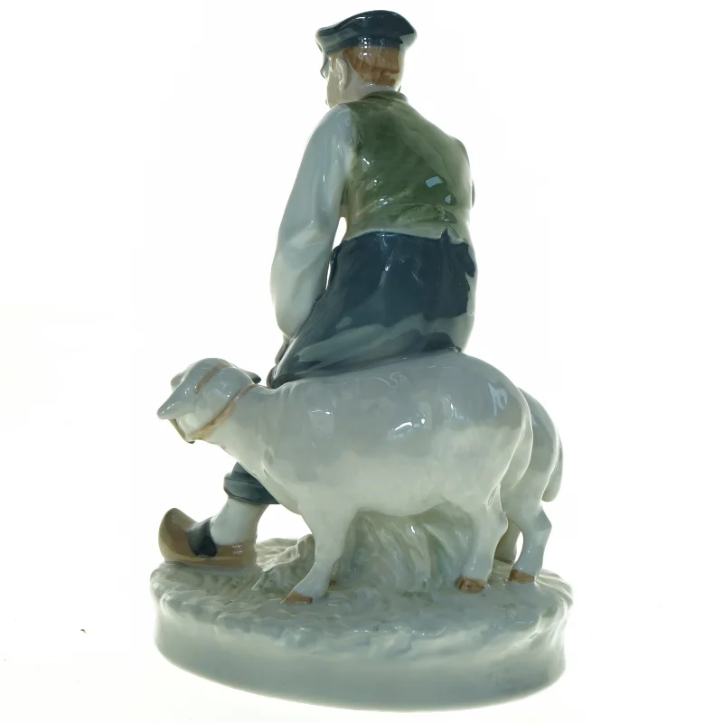 Fårehyrde figur i porcelæn fra Royal Copenhagen (str. 21 x 14 cm)