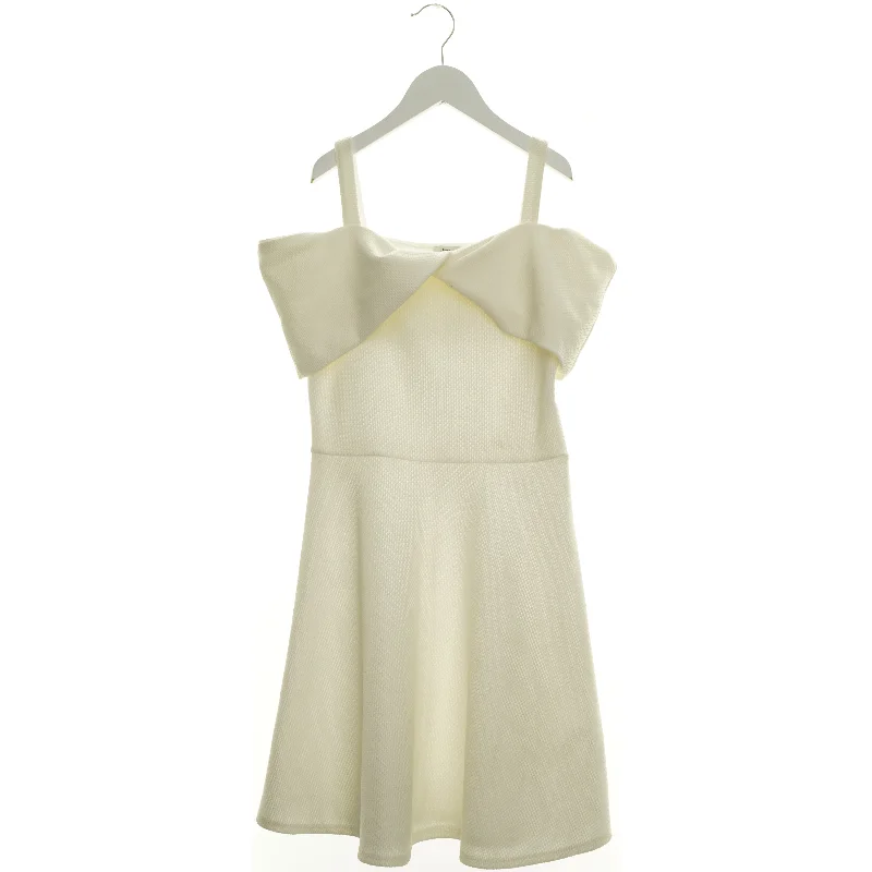 Kjole fra River island (str. 146 cm)