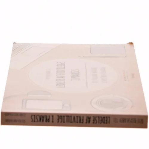 Ledelse af frivillige i praksis af Rie Frilund Skårhøj (Bog)