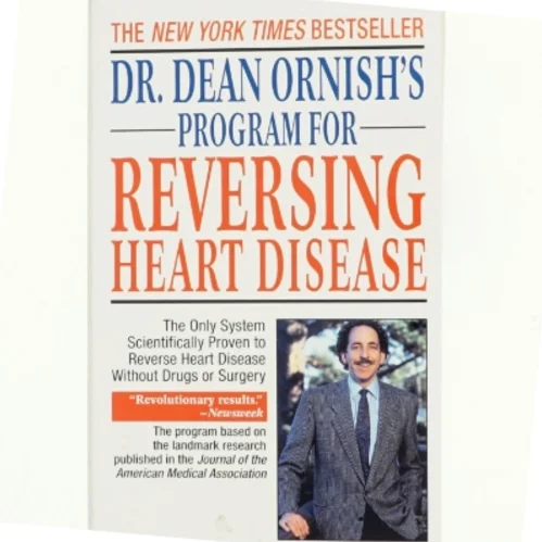 Dr. Dean Ornish's program for reversing heart disease : the only system scientifically proven to reverse heart disease without drugs or surgery af Dean Ornish (Bog)