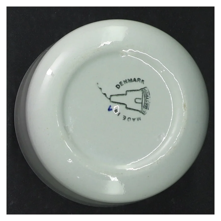 Marmeladeglas med korklåg (str. H. 9,5 cm. ø. 9 cm)