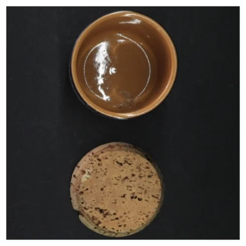 Marmeladeglas med korklåg (str. H. 9,5 cm. ø. 9 cm)