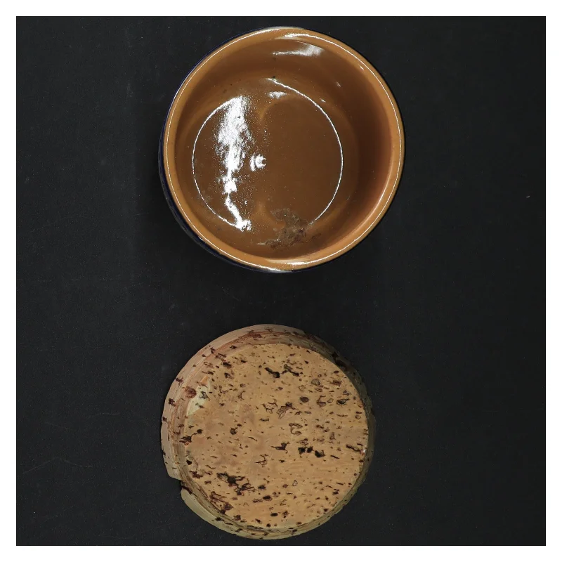 Marmeladeglas med korklåg (str. H. 9,5 cm. ø. 9 cm)