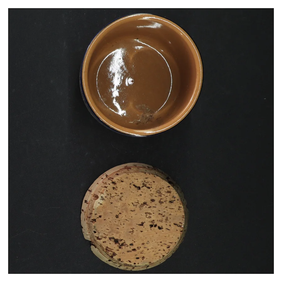 Marmeladeglas med korklåg (str. H. 9,5 cm. ø. 9 cm)