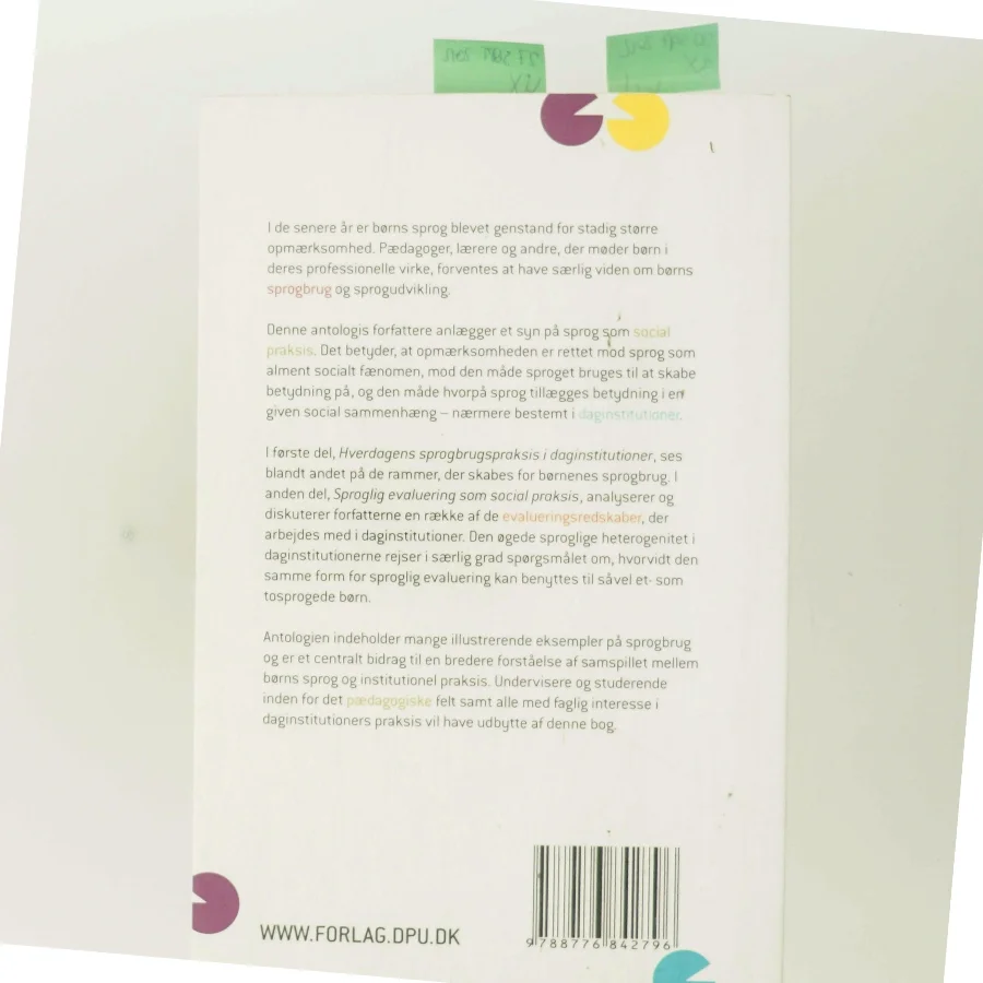 En bog om sprog i daginstitutioner : analyser af sproglig praksis (Bog)