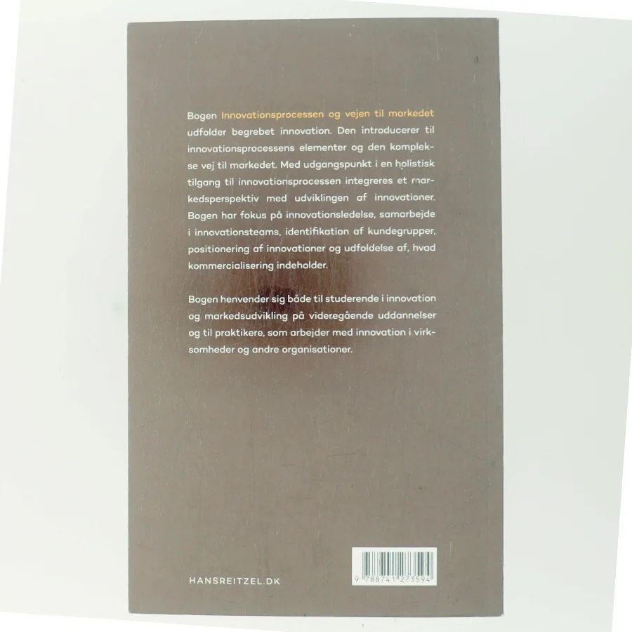 Innovationsprocessen og vejen til markedet af Helle Aarøe Nissen (f. 1983) (Bog)
