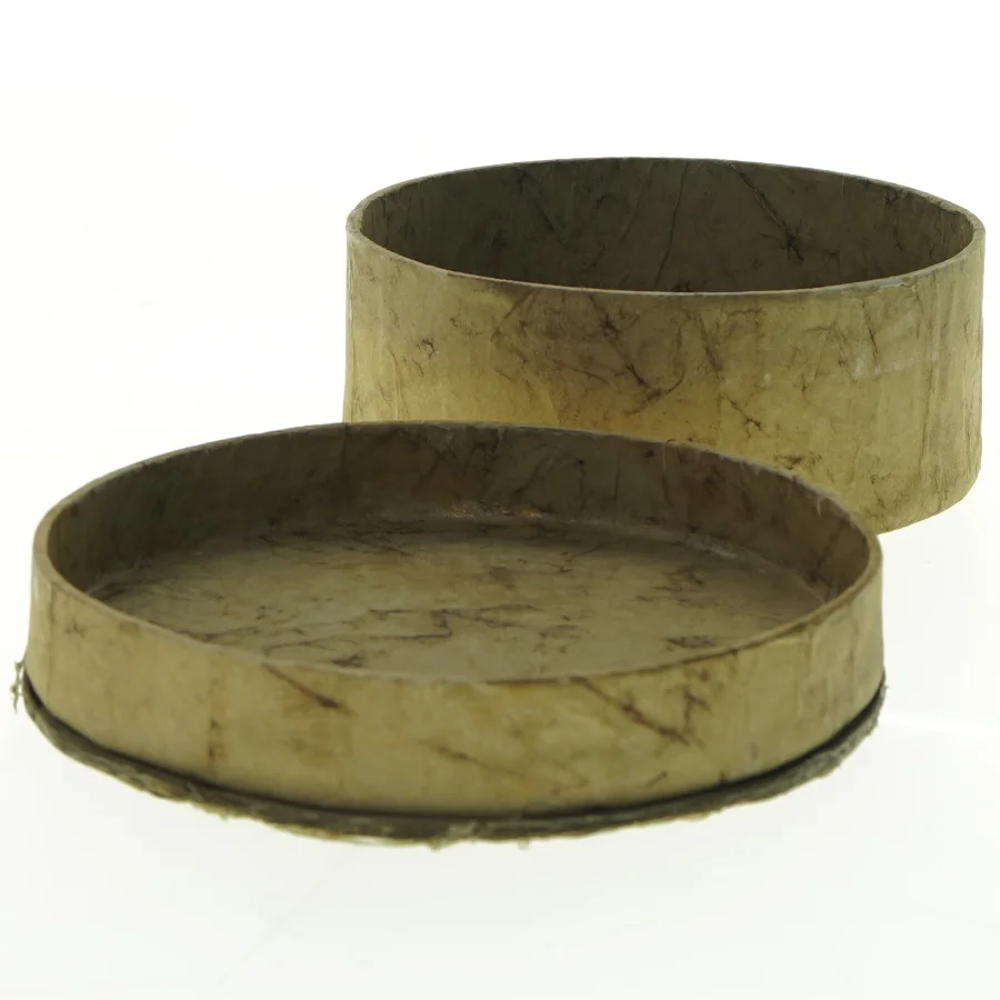 Rund æske med druemotiv på låget (str. Diameter 17 cm h 7 cm)