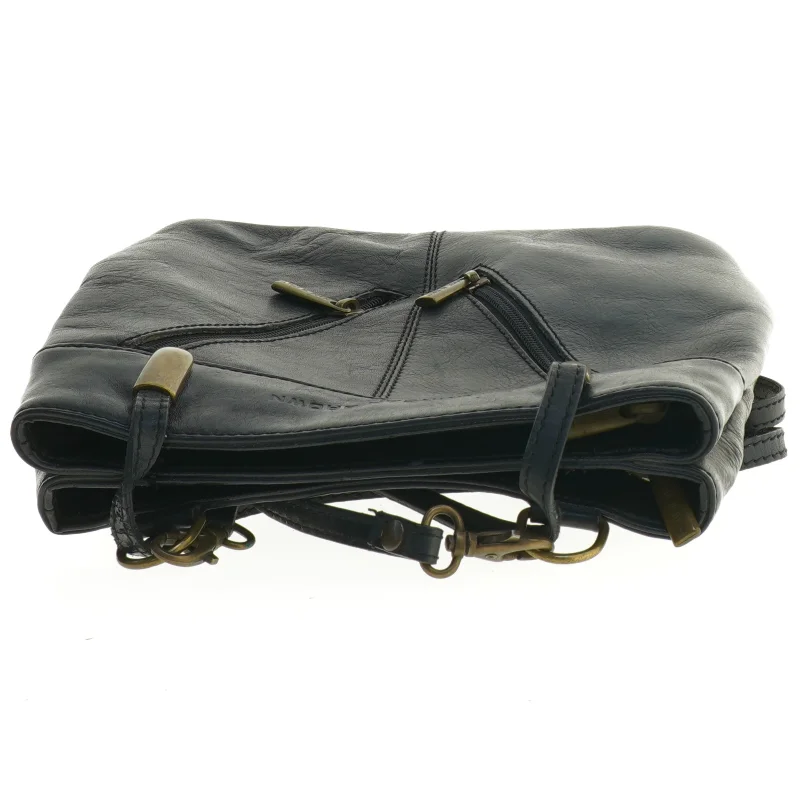 Sort læder crossover skulder taske/ rygsæk fra Duncan Brown (str. 25 x 23 cm)