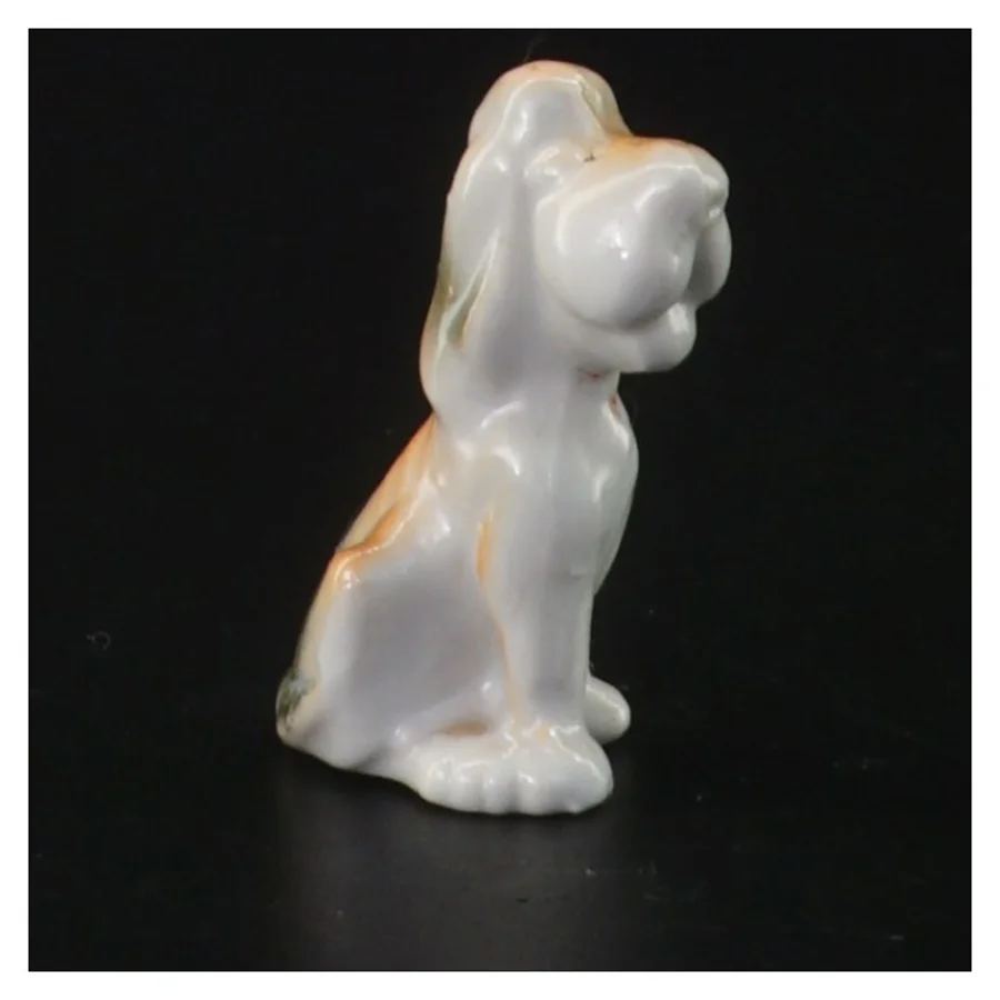 Lille Nuser Bassett porcelænshund (str. 6 cm)