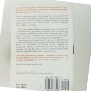 In Retrospect, The Tragedy and Lessons of Vietnam af Robert S. McNamara (Bog)