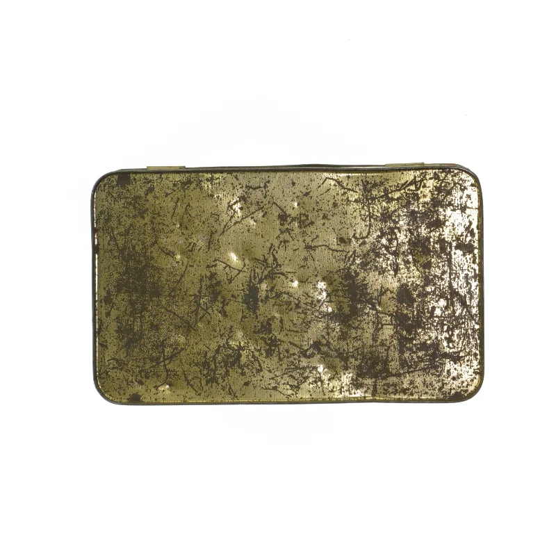 Antik metalæske (str. 20x12,5 cm)