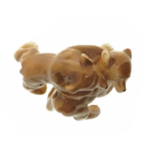 Porcelænsfigur af to legende brune bjørne (str. 19 x 13 x 13 cm)
