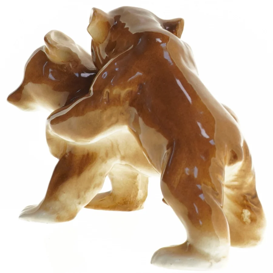 Porcelænsfigur af to legende brune bjørne (str. 19 x 13 x 13 cm)