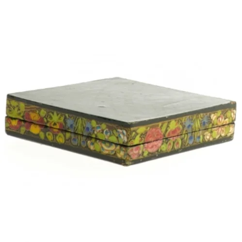 Dekorativ Ældre Æske med håndmalet blomstermotiv (str. 11,3 x 3 cm)