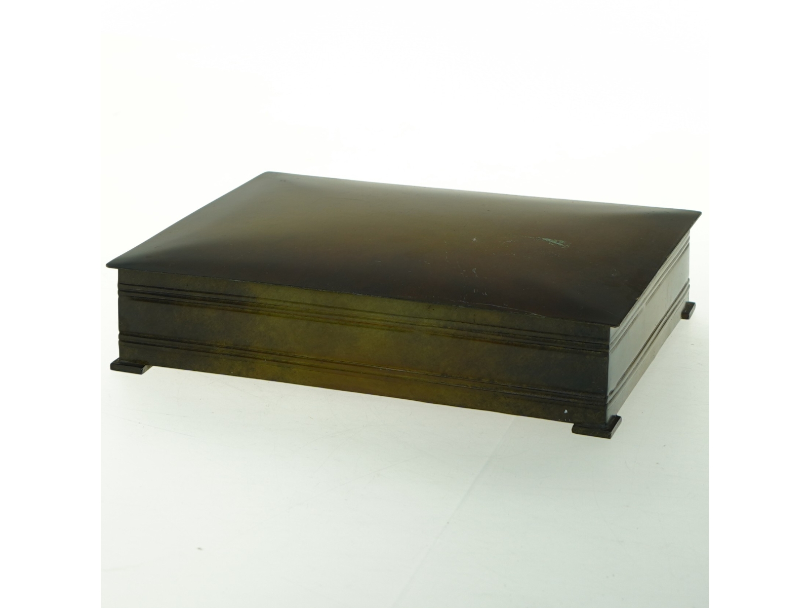 Bronze æske til opbevaring (str. 20 x. 14,5 cm)