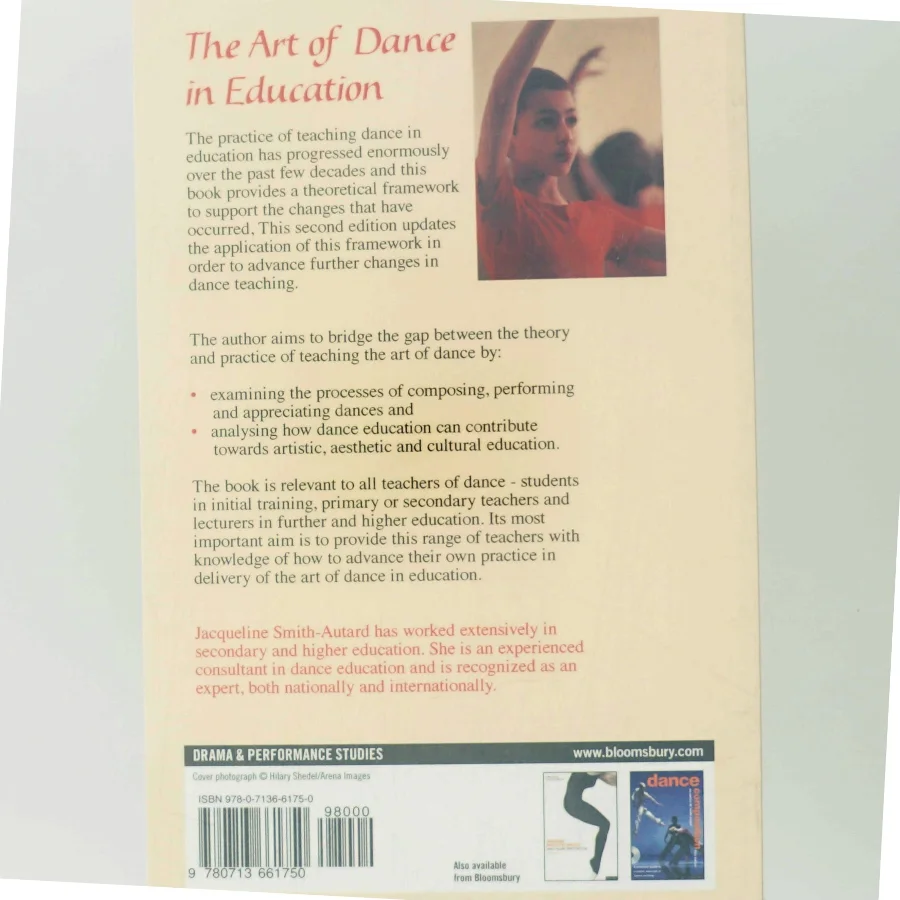 The art of dance in education af Jacqueline M. Smith-Autard (1939-) (Bog)