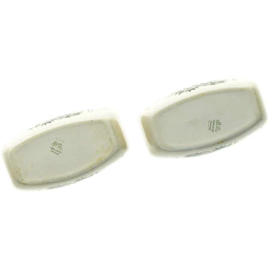 Aksini Keramik fade med Sorte Bonderoser (str. 19 x 10 cm)