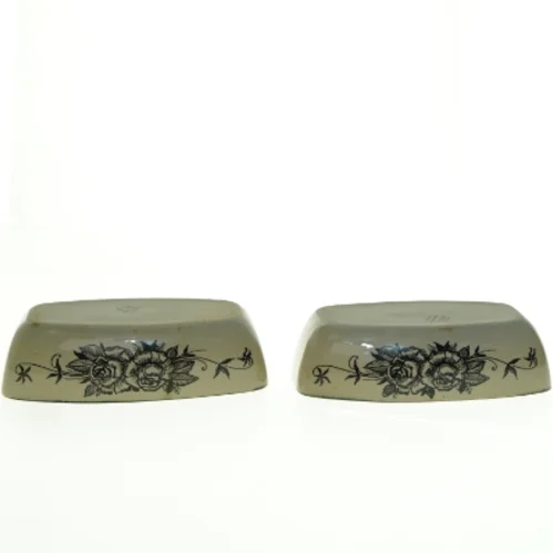 Aksini Keramik fade med Sorte Bonderoser (str. 19 x 10 cm)