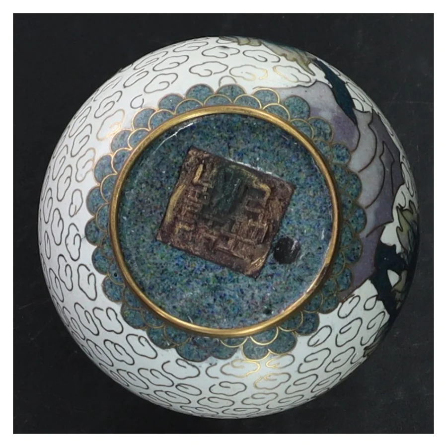 Cloisonne emalje vase på stand (str. 10x7 cm)