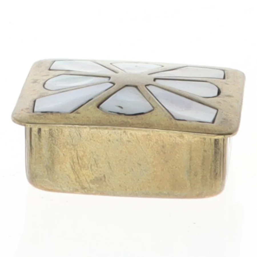 Perlemor & Messing æske med perlemorsindlæg (str. 3 x 3 cm)