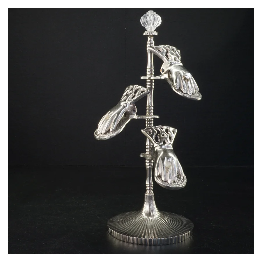 Sølv Art Deco Stativ med håndformede klemmer (str. 30 cm)