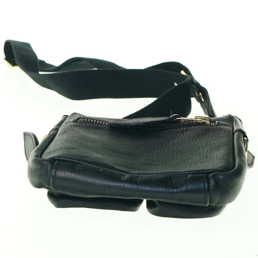 Læder Crossbody Taske fra Ykk (str. 17 x 18 cm)