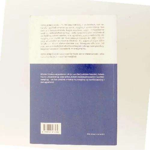 Konfliktmægling : en refleksiv model af Vibeke Vindeløv (Bog)