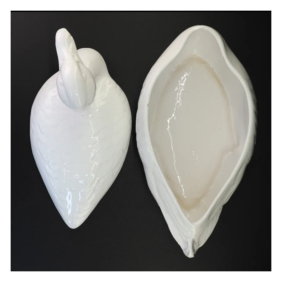 Stor Porcelæns skål med låg formet som and (str. 41 x 18 x 25 cm)