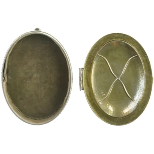 Gammel MALM metal dåse med låg (str. 17 x 13 cm)