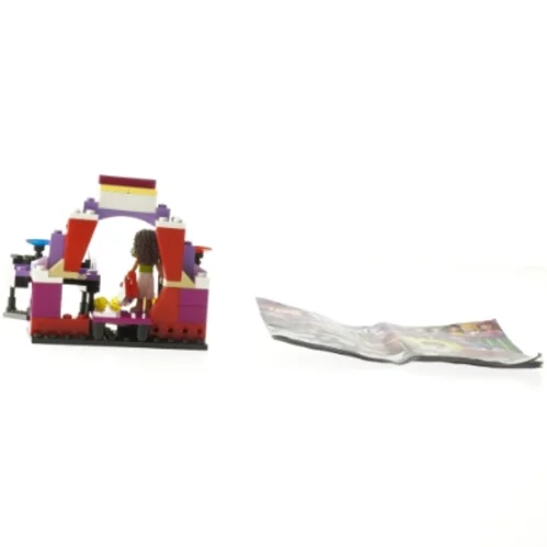 LEGO Friends Andrea's Stage 3932 fra Lego (str. 9,5 cm)