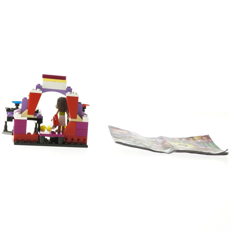LEGO Friends Andrea's Stage 3932 fra Lego (str. 9,5 cm)