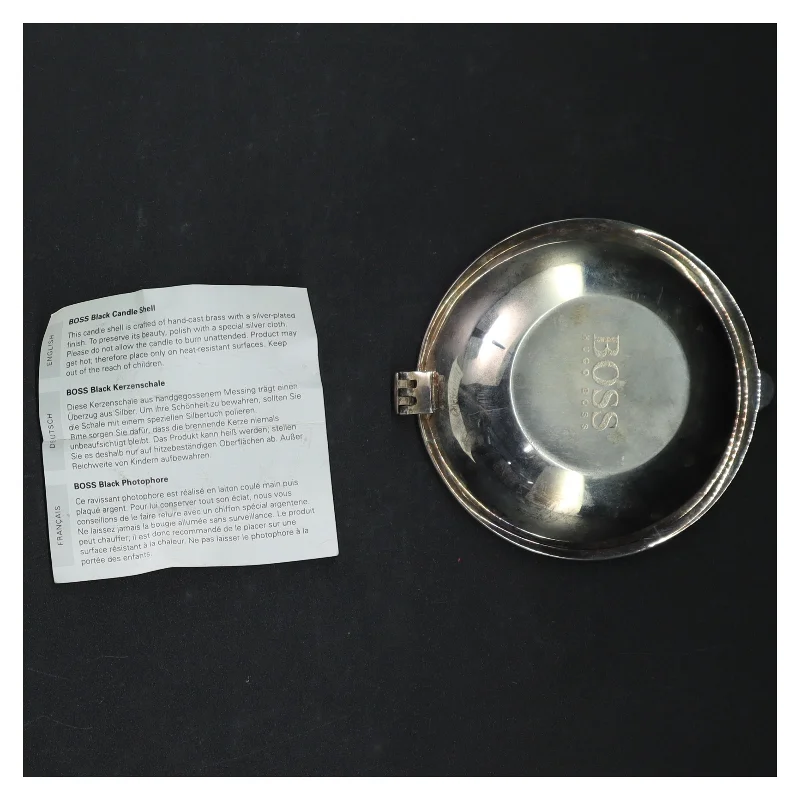 Black candle shell fra Hugo Boss (str. Ø. 10 cm)