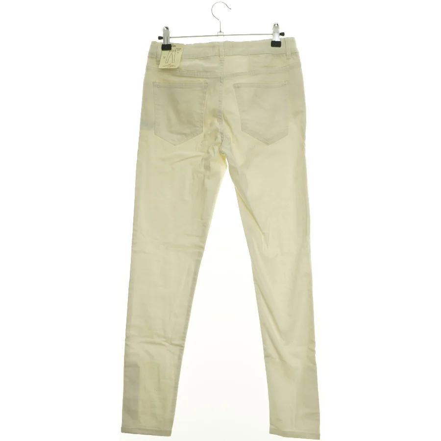NY MED PRISMÆRKE Hvide Jeans fra Holly&Whyte (str. 164 cm)