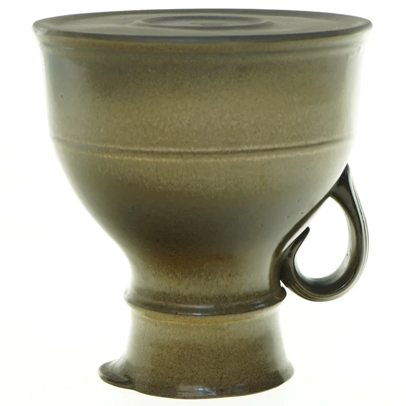 Kande i keramik fra John Chipperfield (str. 17 x 16 cm)