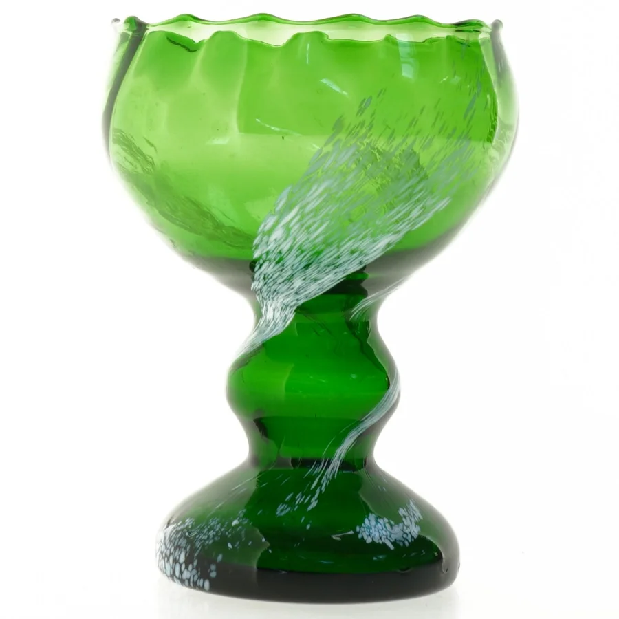 Grøn glasvase (str. 18 x 13 cm)