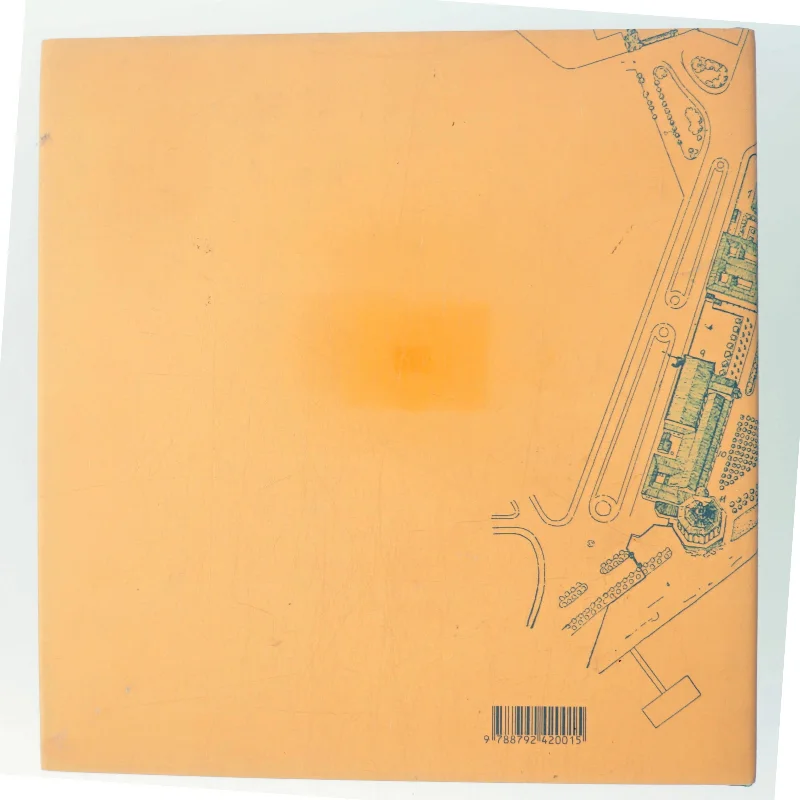 Skæv og national : dansk byplanlægning 1830 til 1938 af Hans Helge Madsen (f. 1936) (Bog)